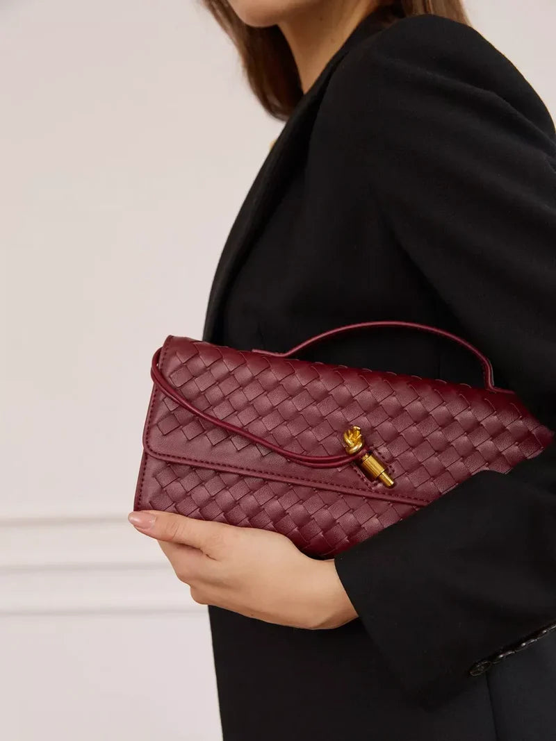 Burgundy Emilia Clutch Bag – Gece Dışarı Çıkarken Mükemmel Seçim